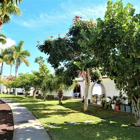 Сasa de vacaciones Parque Golf 7 *